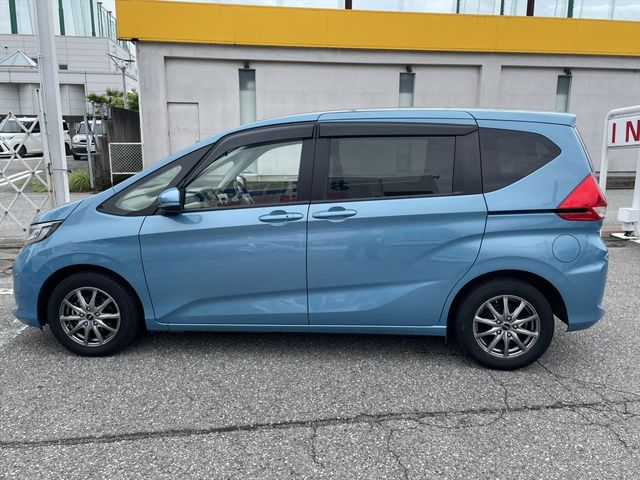 2019 Honda Freed — image 13