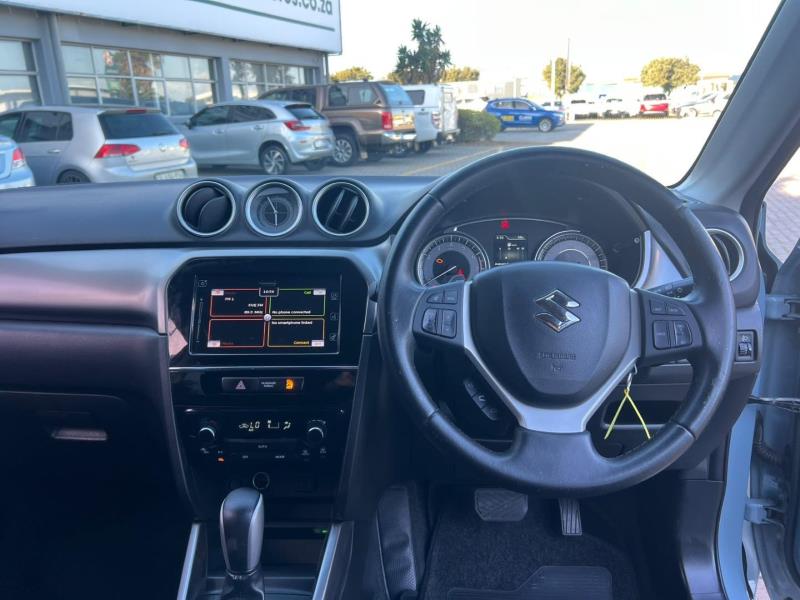2019 Suzuki Vitara — image 11