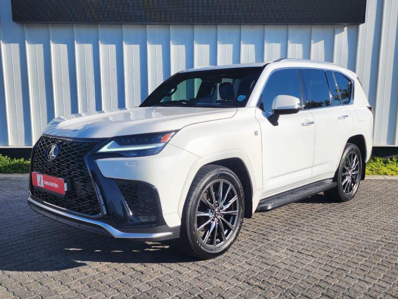 2024 Lexus LX 500d — image 3
