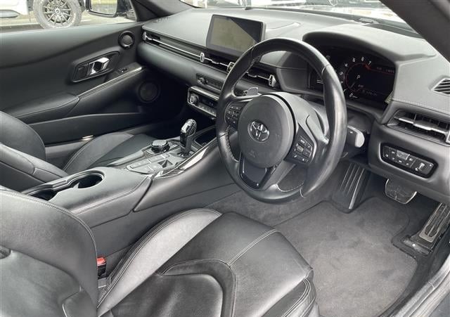 2020 Toyota GR Supra RZ — image 3