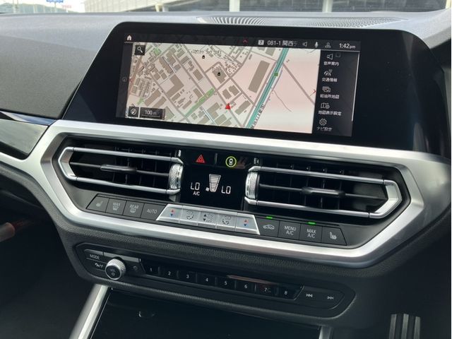 2021 BMW M4 — image 7