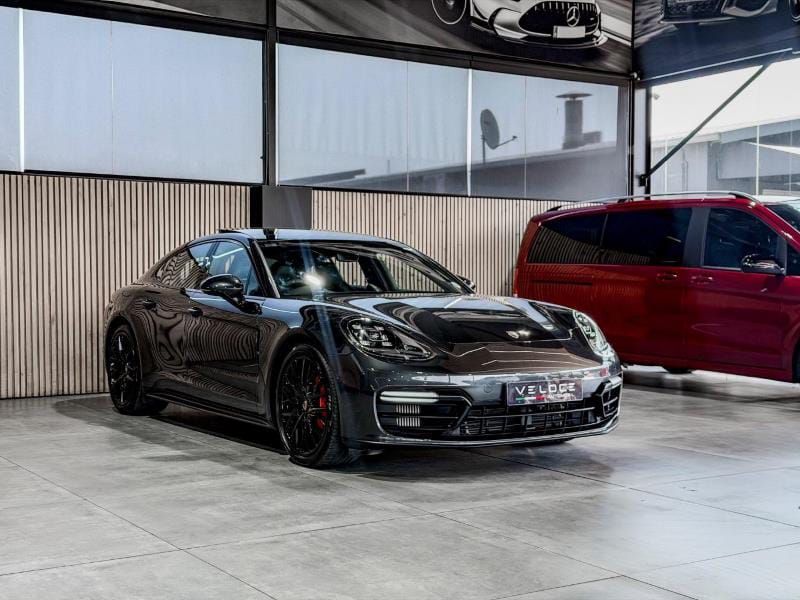 2019 Porsche Panamera