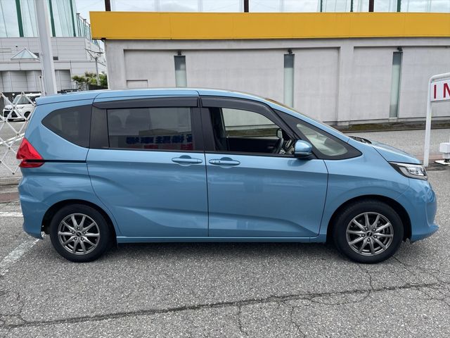 2019 Honda Freed — image 9