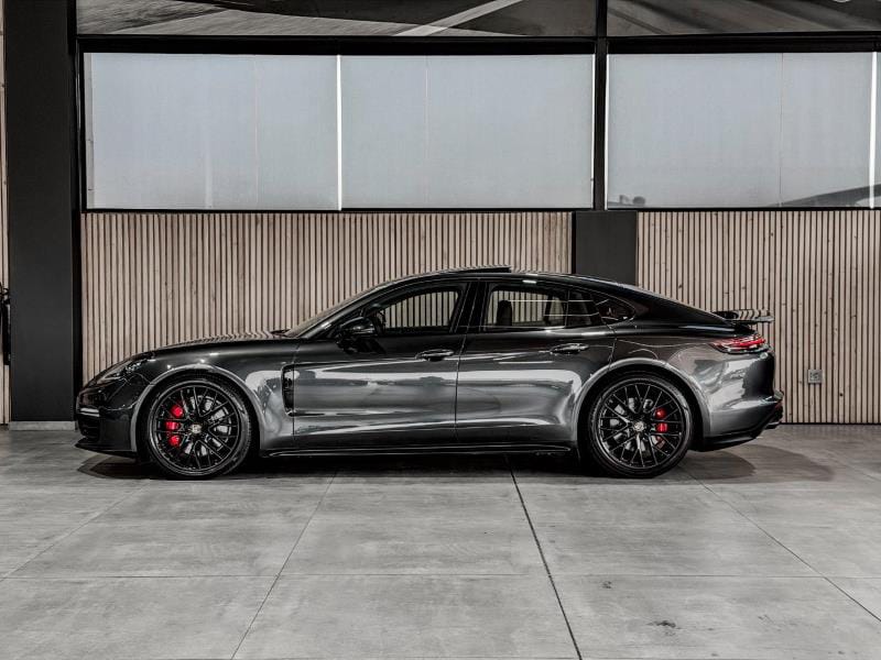 2019 Porsche Panamera — image 4