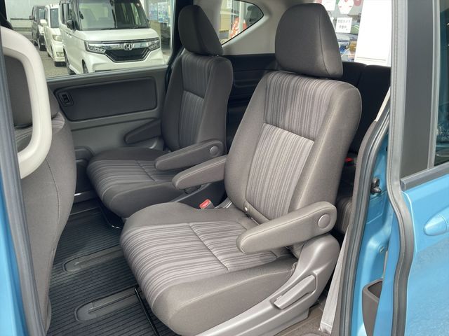 2019 Honda Freed — image 6