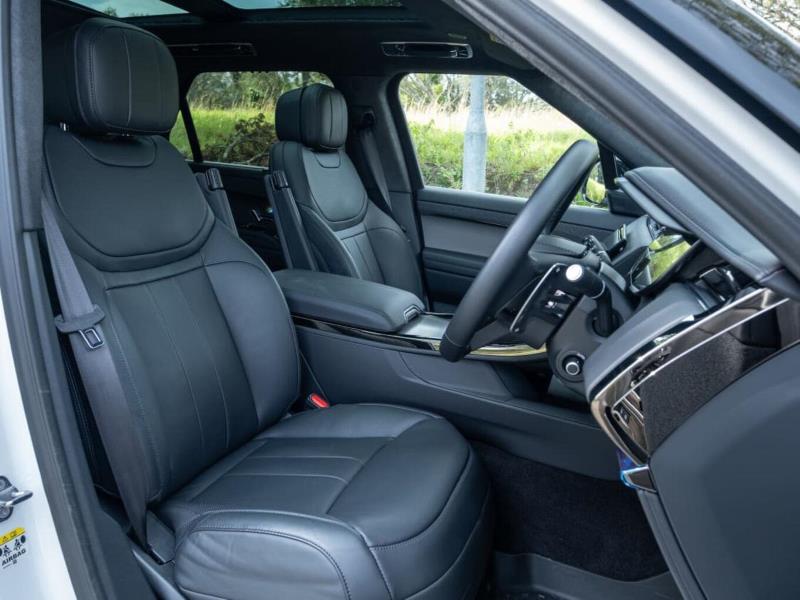 2026 Land Rover Range Rover Sport Autobiography — image 17