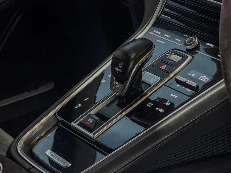 2019 Porsche Panamera — image 10