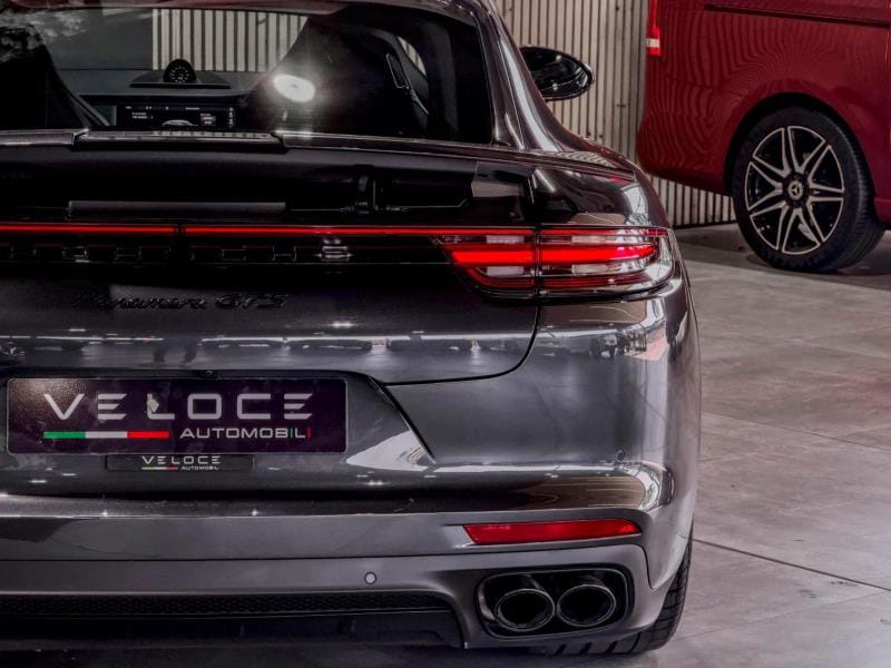 2019 Porsche Panamera — image 20