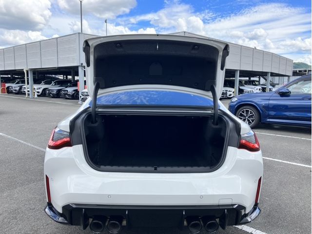 2021 BMW M4 — image 11