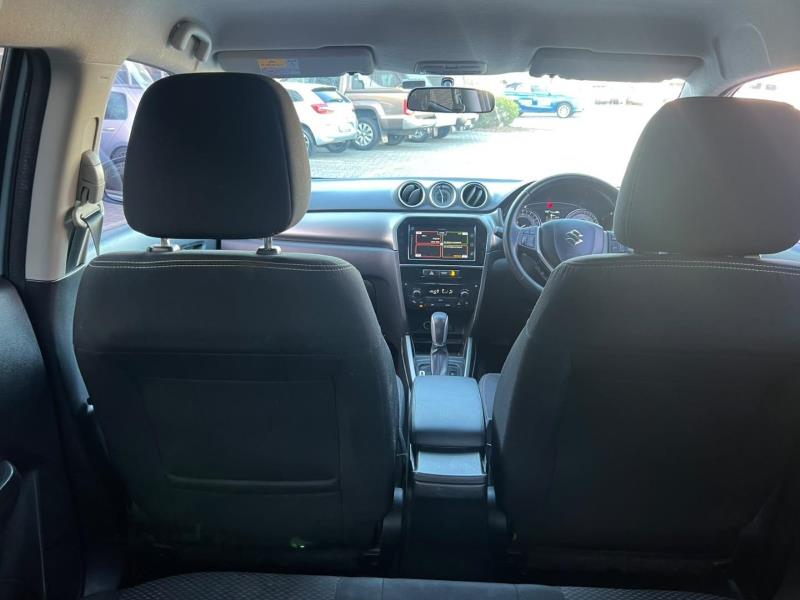 2019 Suzuki Vitara — image 13
