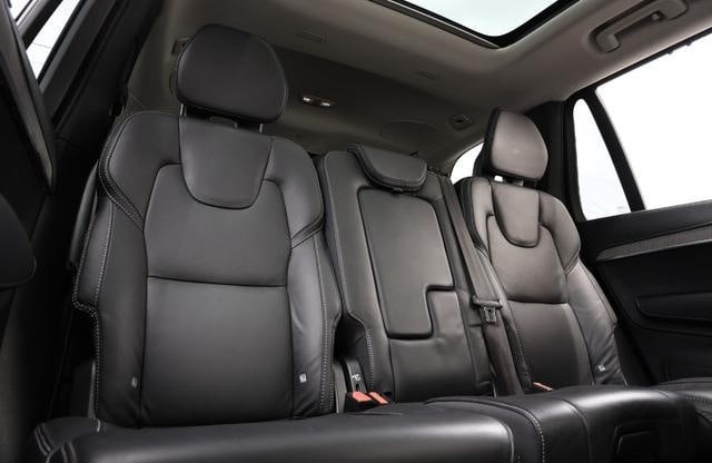 2023 Volvo XC90 B5 — image 12