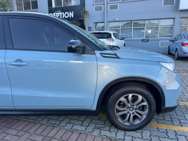2019 Suzuki Vitara — image 5